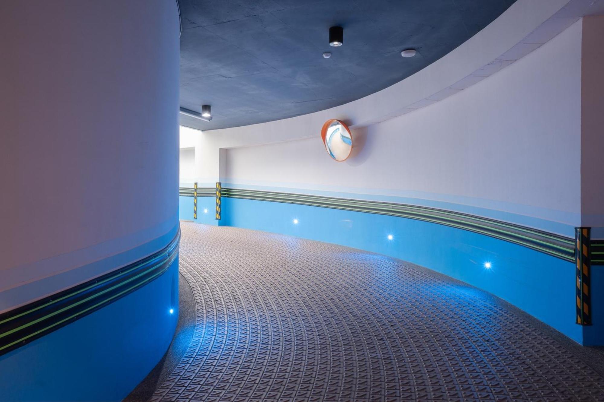 Guide Hotel Taichung Ziyou Екстериор снимка