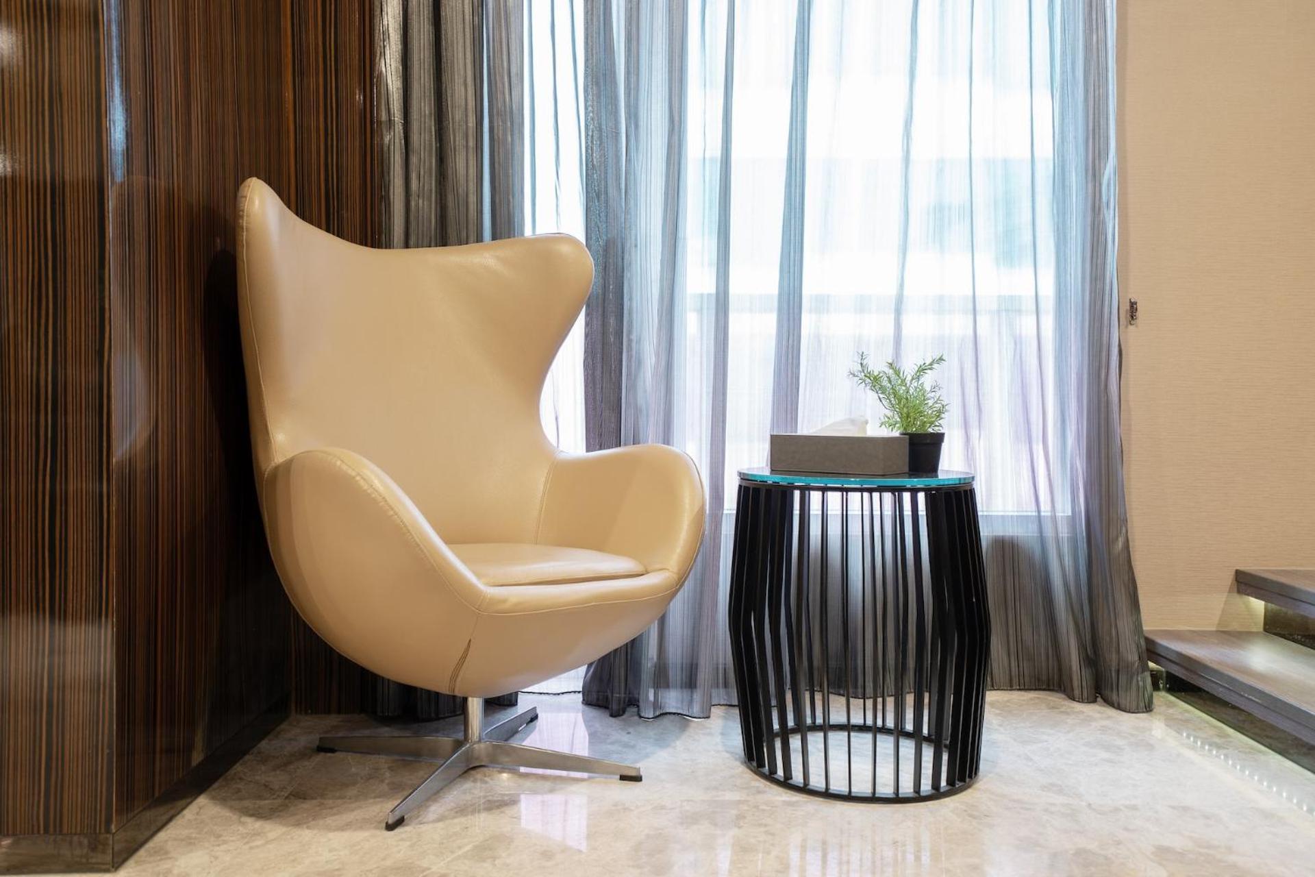 Guide Hotel Taichung Ziyou Екстериор снимка